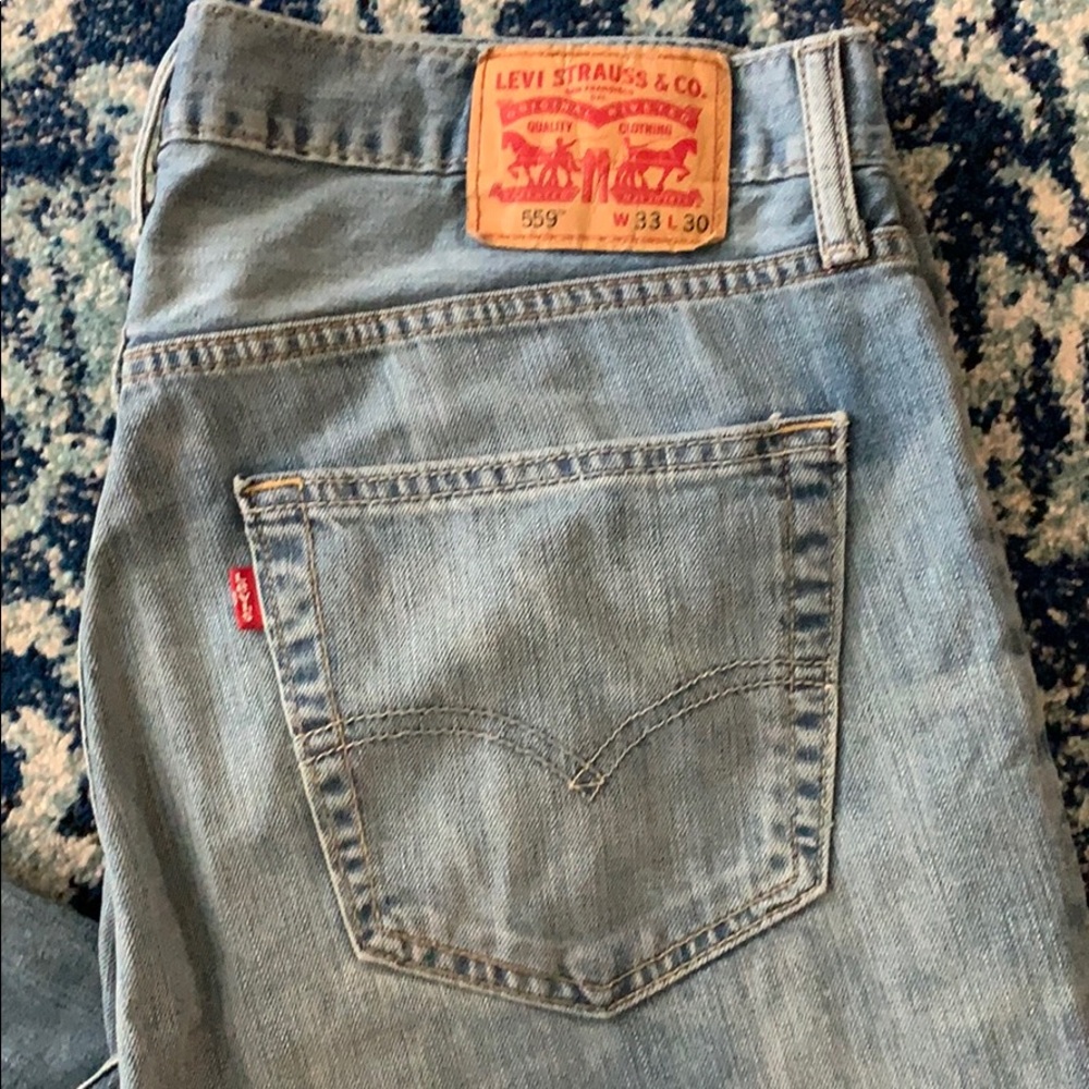 Levi’s - Picture 2 of 4